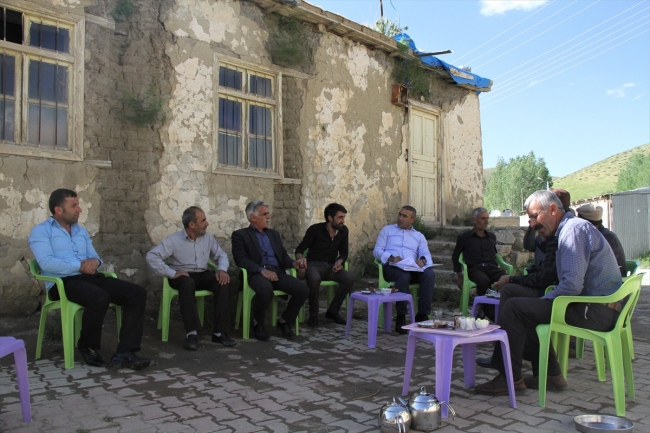 Terörden arındırılan köylerine geri döndüler