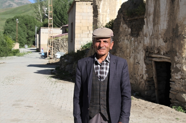 Terörden arındırılan köylerine geri döndüler