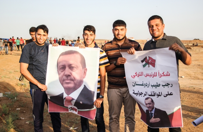 Gazzelilerden Cumhurbaşkanı Erdoğan'a teşekkür ve sevgi gösterisi