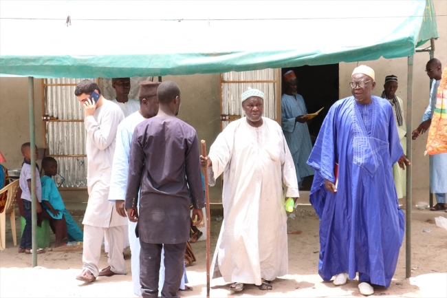 Senegal'de 700 kişinin Müslüman olduğu köy camisine kavuştu