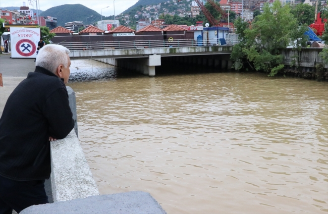 Zonguldak'ta sağanak