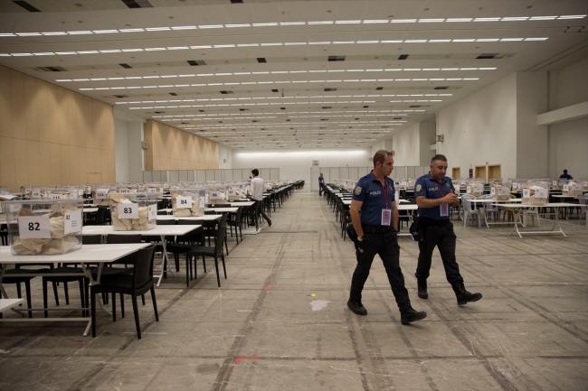 Yurt dışı oylar sayım için hazır