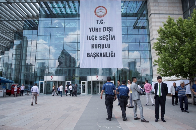 Yurt dışı oylar sayım için hazır