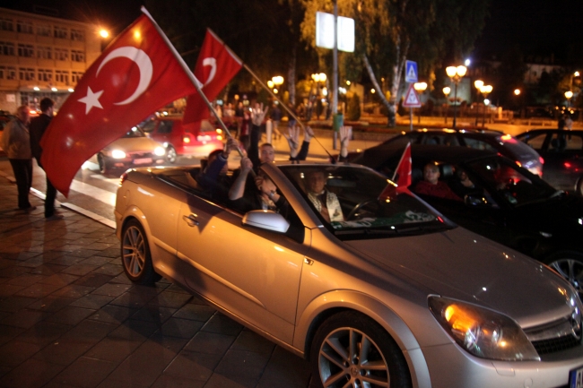 Seçim sonuçları dünyanın dört bir yanında kutlanıyor