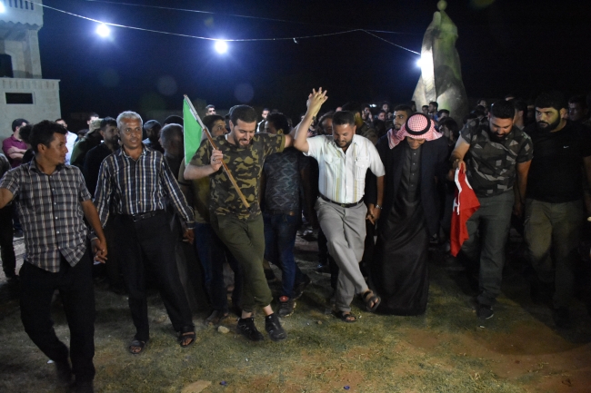 Seçim sonuçları dünyanın dört bir yanında kutlanıyor