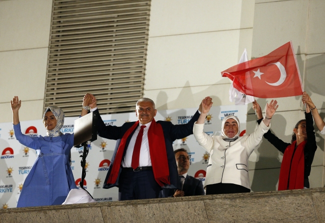 Başbakan Binali Yıldırım: Zaman kucaklaşma zamanıdır