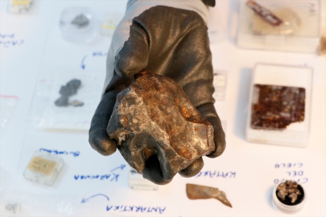 Bingöl Sarıçiçek köyüne düşen gök taşı, umut kapısı oldu