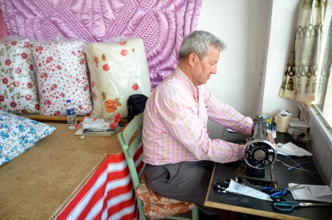 Akseki'de yorgancılığın son temsilcisi mesleğini sürdürüyor