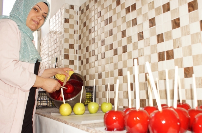 İş bulamayınca kendi şirketini kurdu