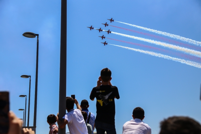 Türk Yıldızları ve SOLOTÜRK Bakü semalarında