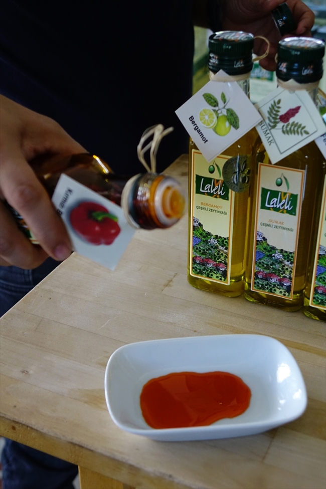 Burhaniye'nin aromalı zeytinyağları dünyaya ihraç ediliyor