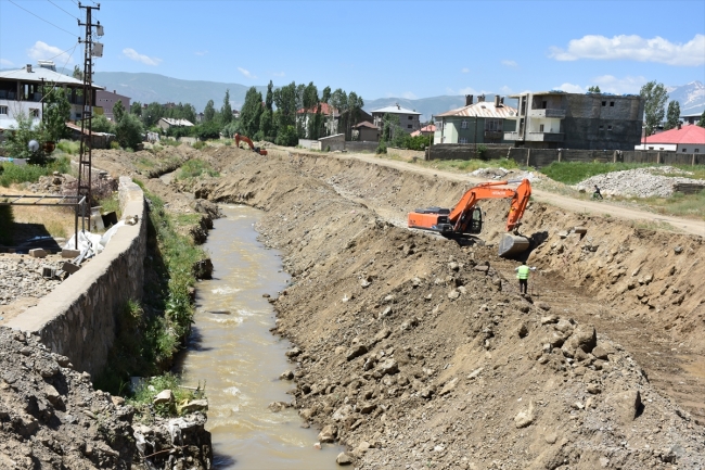 Yüksekova'nın "can damarı" modern görünüme kavuşacak
