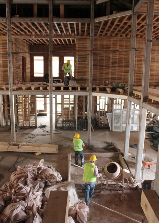 Yanan mevlevihane yeniden canlandırılıyor