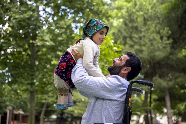 Türk Kızılayı Maya ve babasına umut oldu