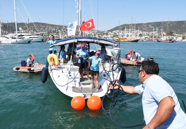Kadın yelkencilerin barış yolculuğu