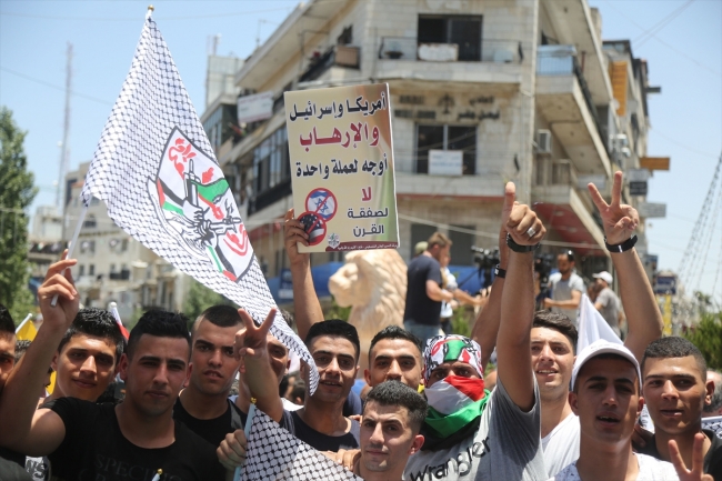 Filistinliler "Yüzyılın Anlaşması" planını protesto etti