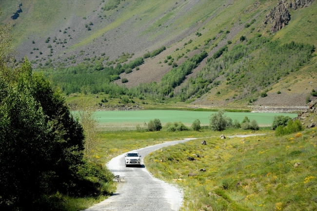El değmemiş doğasıyla Nemrut Krater Gölü