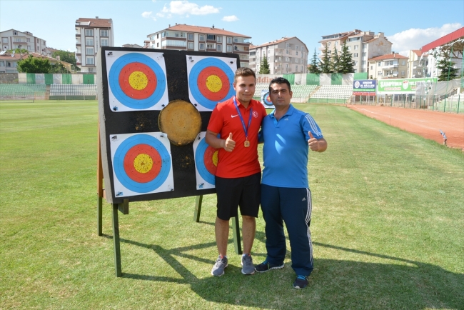 "Tahta yay"dan Avrupa şampiyonluğuna