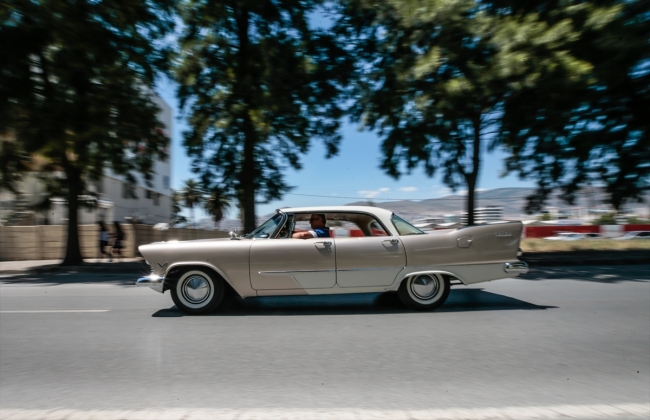 "Son Başbakan"ın kullandığı otomobile gözü gibi bakıyor