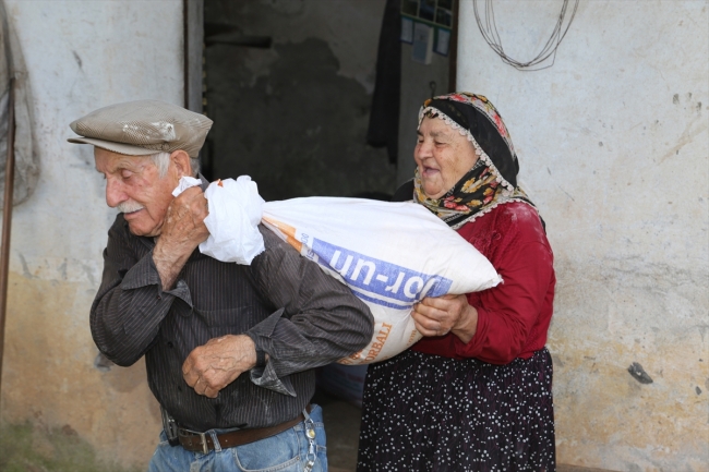 200 yıllık değirmenin çarkını 70 yıldır birlikte döndürüyorlar