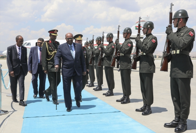 Cumhurbaşkanlığı törenine katılacak yabancı konuklar gelmeye başladı