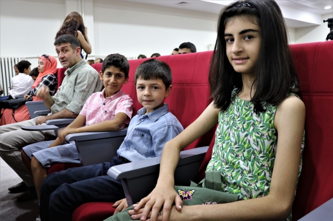 Van'da çocuk üniversitesi kuruldu