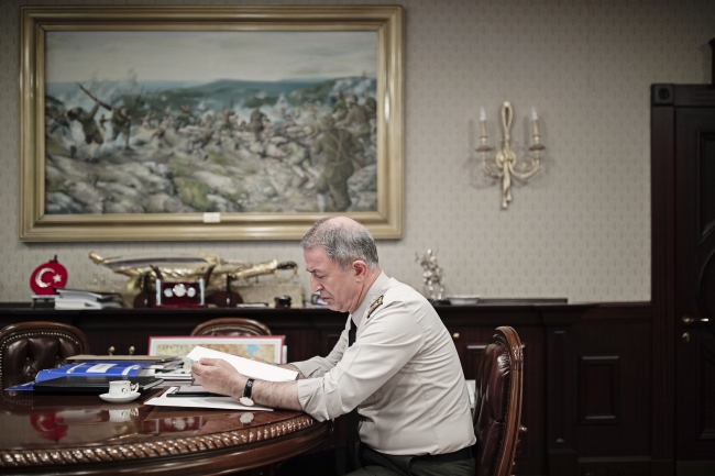 Özel karelerle Milli Savunma Bakanı Hulusi Akar