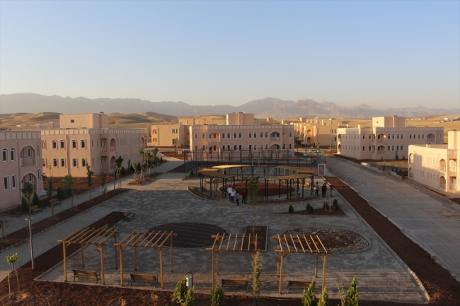 Silopi'de terör mağdurlarının konutları tamamlanma aşamasında