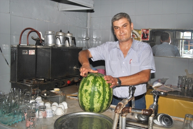 Düşen karpuz fiyatını fırsata çevirdiler