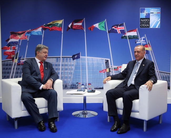 Cumhurbaşkanı Erdoğan Macron'la görüştü