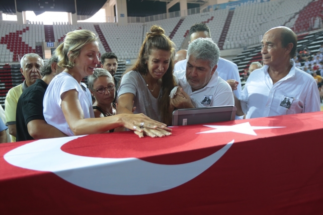 Doğan Hakyemez için Antalya'da tören düzenlendi