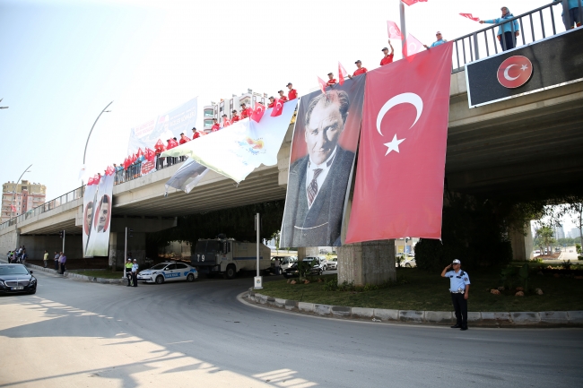 Şehit ikizlerin adının verildiği köprü ve anıt açıldı