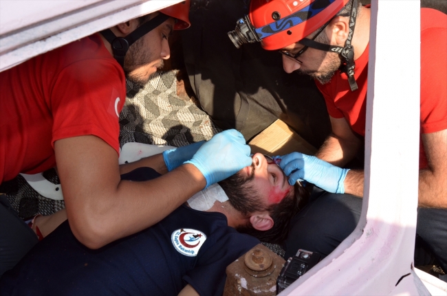 Bitlis'te 5 ilin katılımıyla UMKE tatbikatı