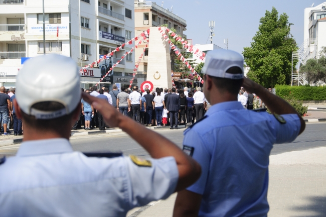 Türkiye'den kilometrelerce uzakta şehitler unutulmadı