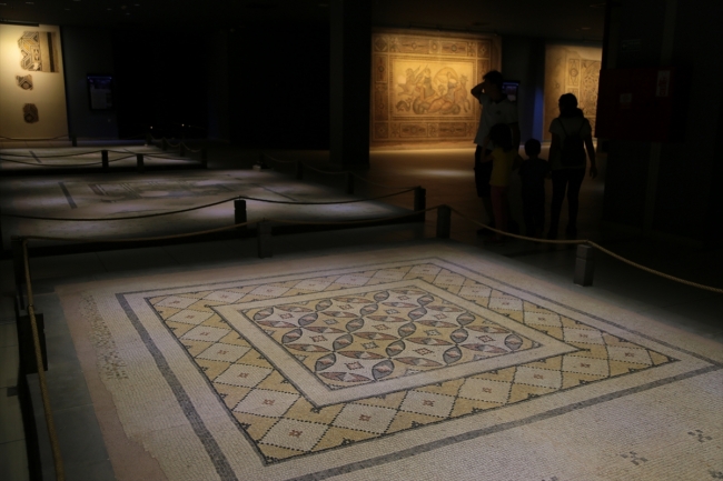 Zeugma Mozaik Müzesi yoğun ilgi görüyor