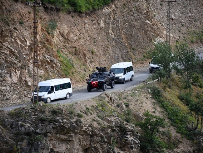 Gümüşhaneliler Mehmetçiği bağrına bastı