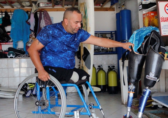 Engelli gençleri su sporlarıyla tanıştırıyor