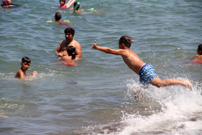 Akçakoca sahilleri güneyi aratmadı
