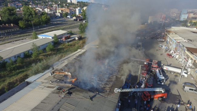 Karabük'te mobilya atölyesinde yangın