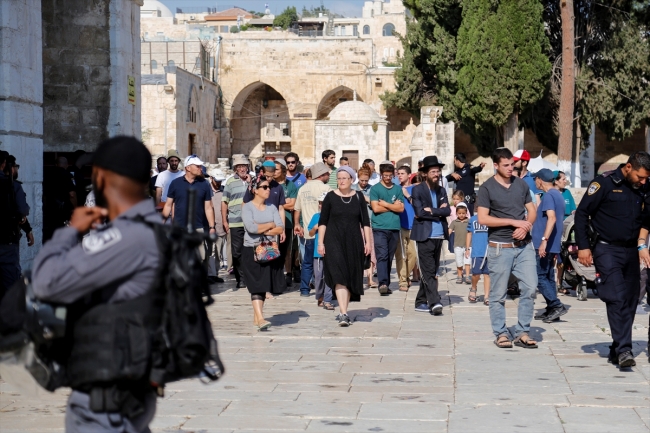 Mescid-i Aksa'ya baskın düzenleyen fanatik Yahudilerin sayısı bini geçti