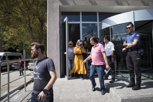 Atatürk'e hakarete tutuklama