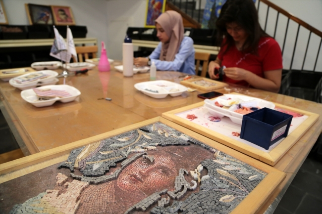 Gaziantep'te mozaik sanatçıları yetişiyor