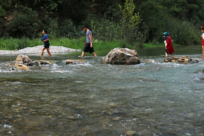 Sabun Çayı Şelalesi serinliğin adresi oldu