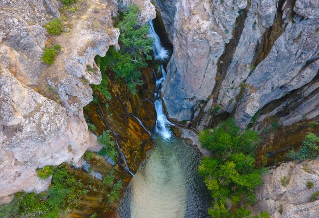 Günpınar Şelalesi el değmemiş doğasıyla ilgi görüyor