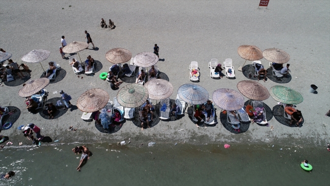 Doğu'da tatilcilerin gözdesi Hazar Gölü