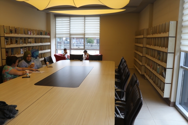 Düzce'de "Millet Kıraathanesi" hizmete açıldı