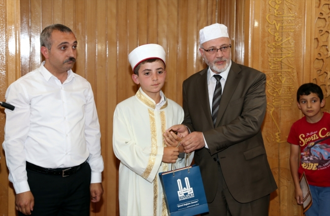 Erzurum'da 240 öğrenci hafızlık belgesi aldı