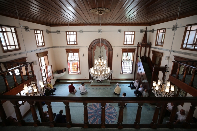 Restorasyonu tamamlanan İlyas Çelebi Camii ibadete açıldı
