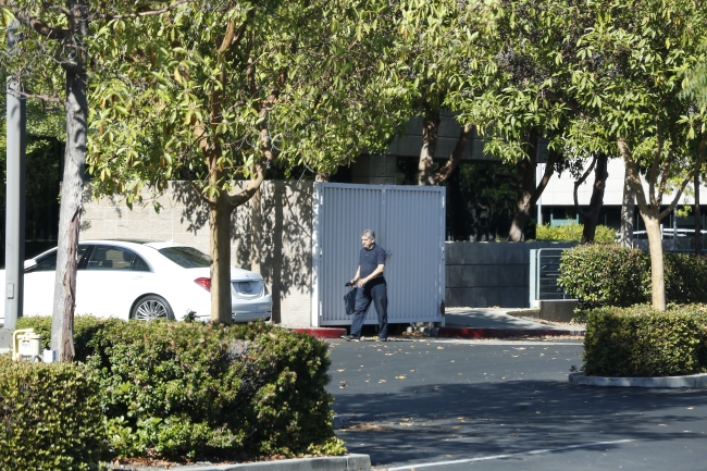 FETÖ'nün "para kasaları" ABD’de lüks içinde yaşıyor