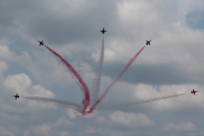 Türk Yıldızları Bükreş semalarında